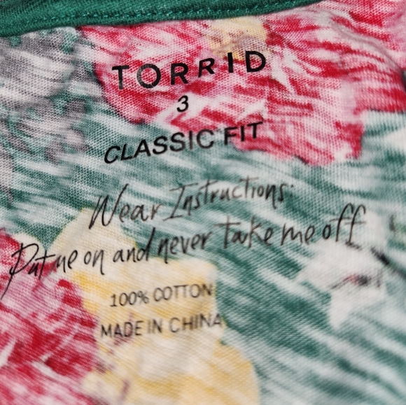 Torrid Top - Picture 2 of 2